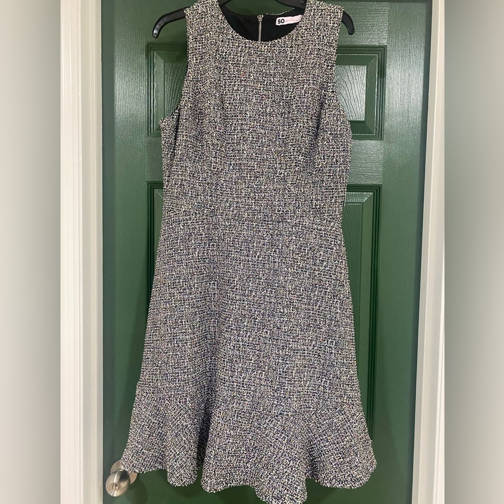 Sleeveless A-line Flounce Dress